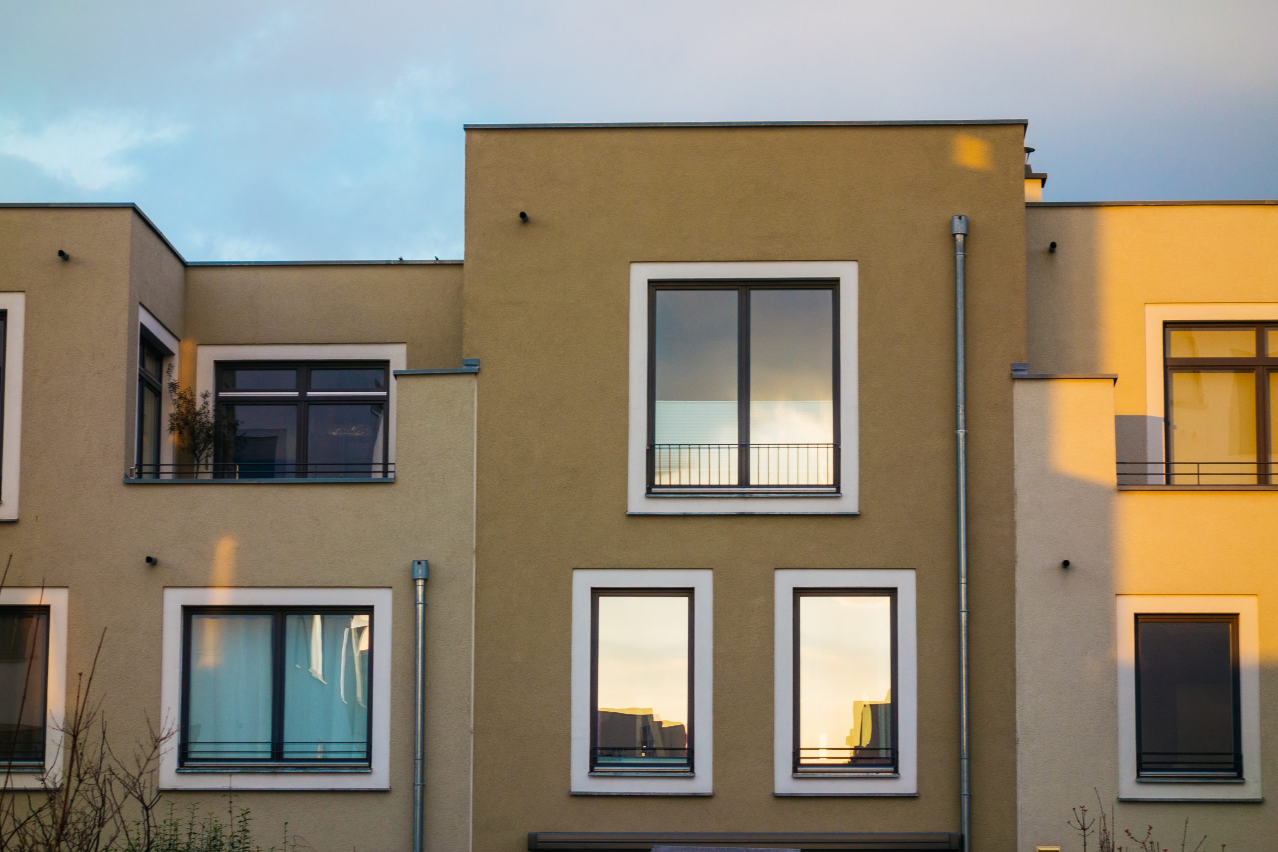Koemmerling Aluminium Windows for Modern Homes and Buildings